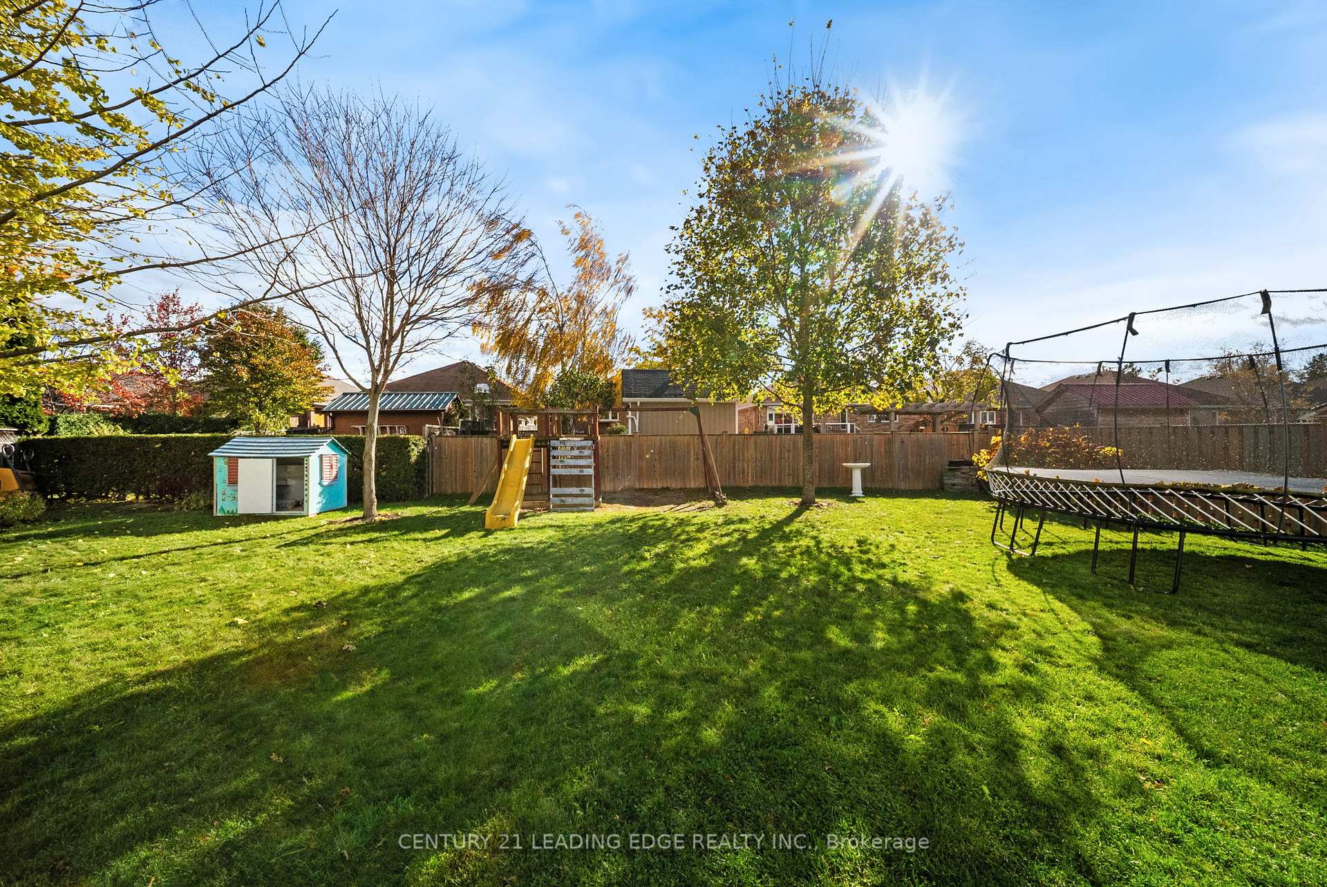 Photo 25 of 87 Beechwood Avenue, Brock, Beaverton — HOMEH