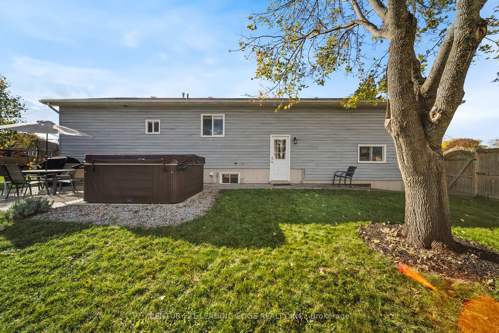 Photo 30 of 87 Beechwood Avenue, Brock, Beaverton — HOMEH