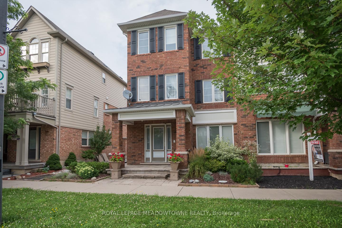 Photo 5 of 671 Holly Avenue, Milton, Coates — HOMEH