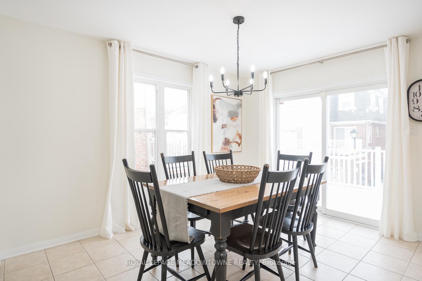 Photo 17 of 671 Holly Avenue, Milton, Coates — HOMEH