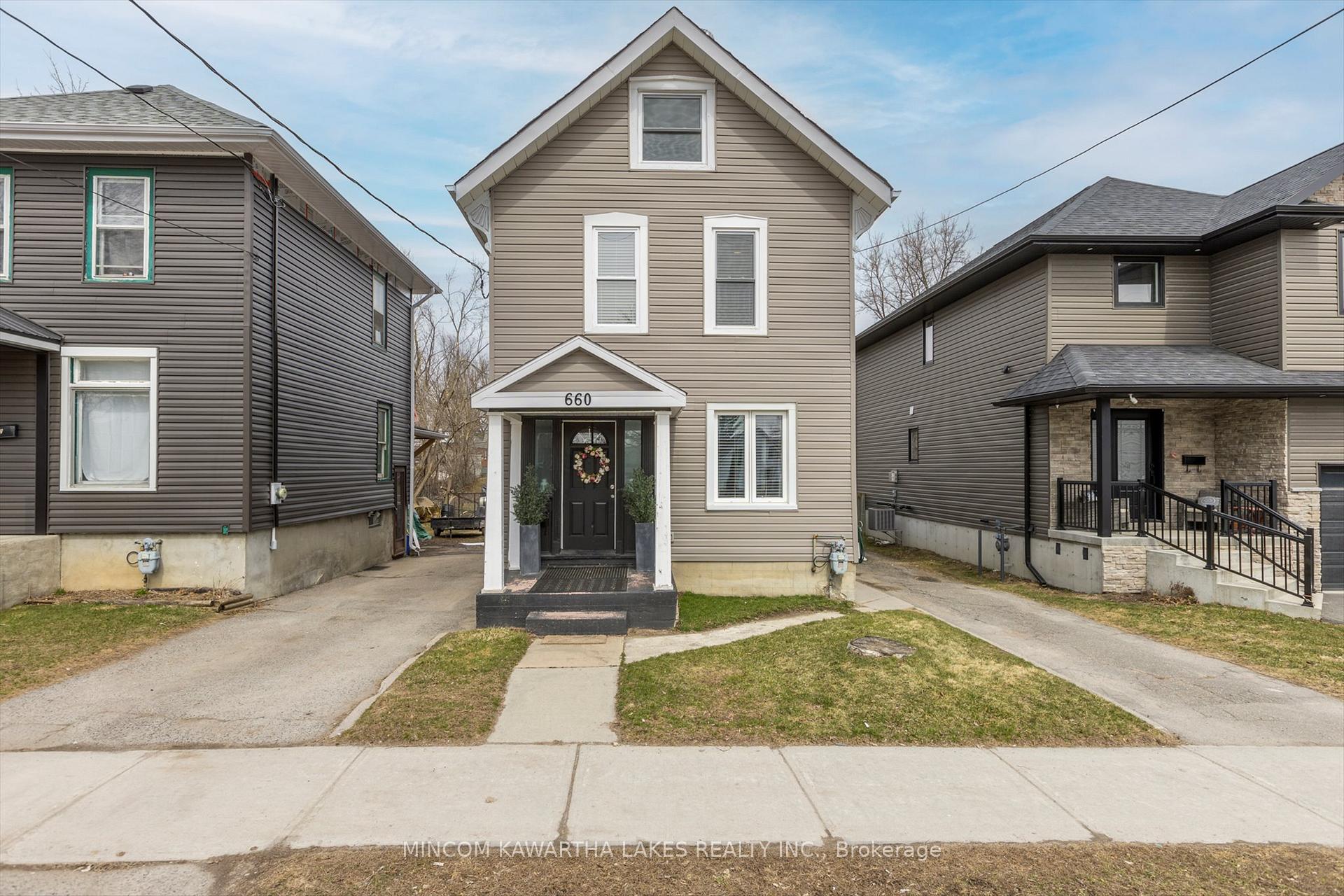 Photo 3 of 660 Romaine Street, Peterborough, Otonabee Ward 1 — HOMEH