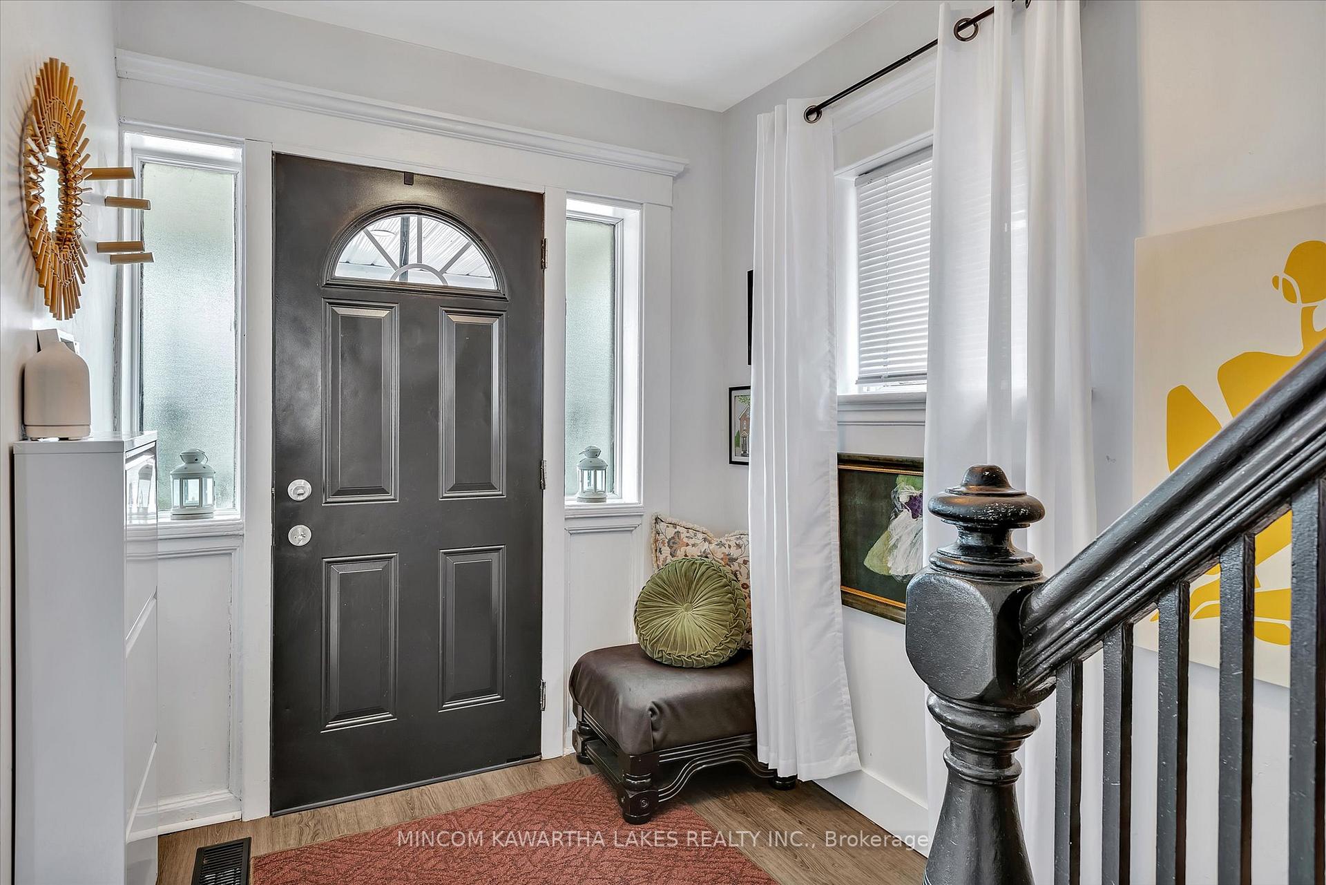 Photo 4 of 660 Romaine Street, Peterborough, Otonabee Ward 1 — HOMEH
