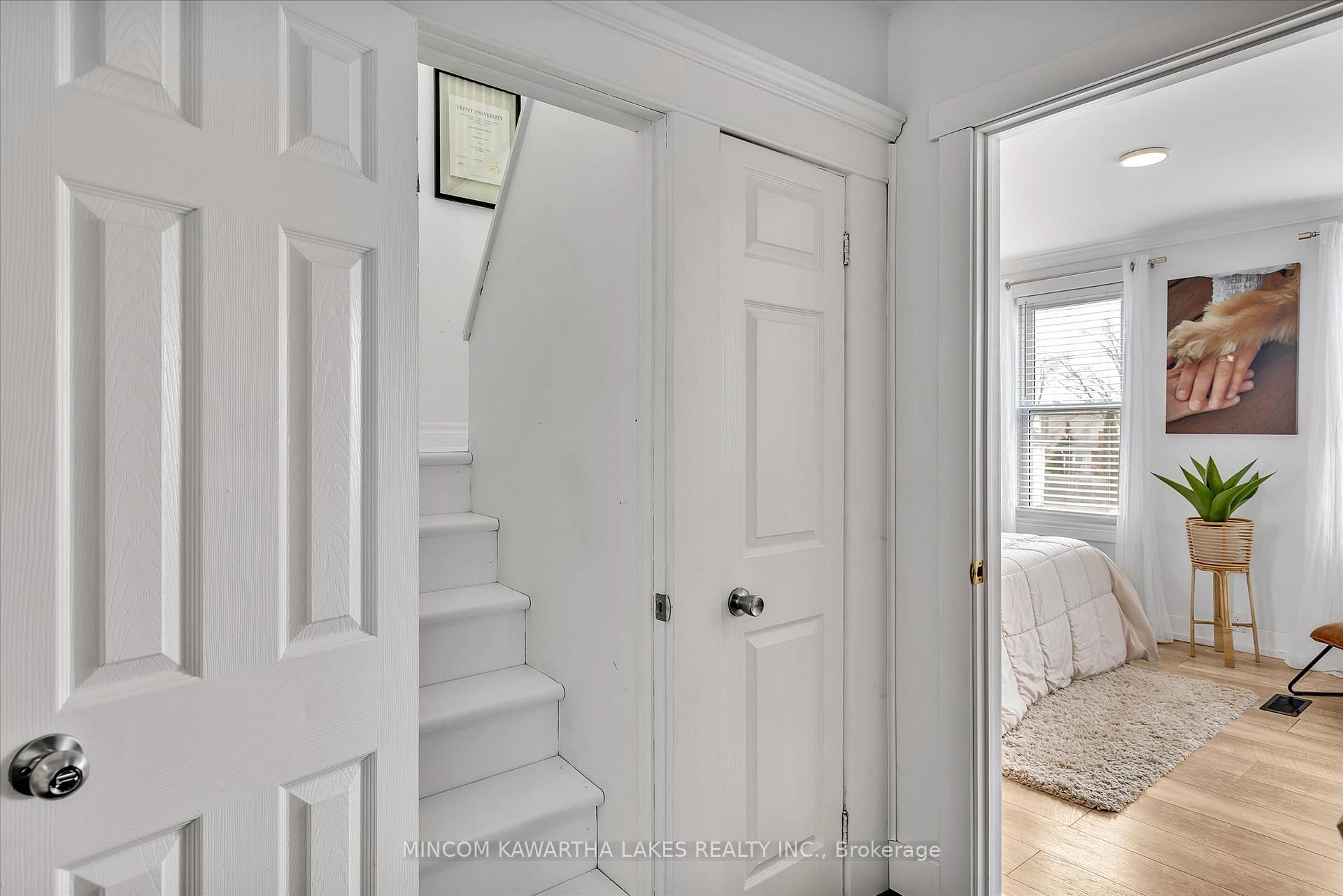 Photo 25 of 660 Romaine Street, Peterborough, Otonabee Ward 1 — HOMEH