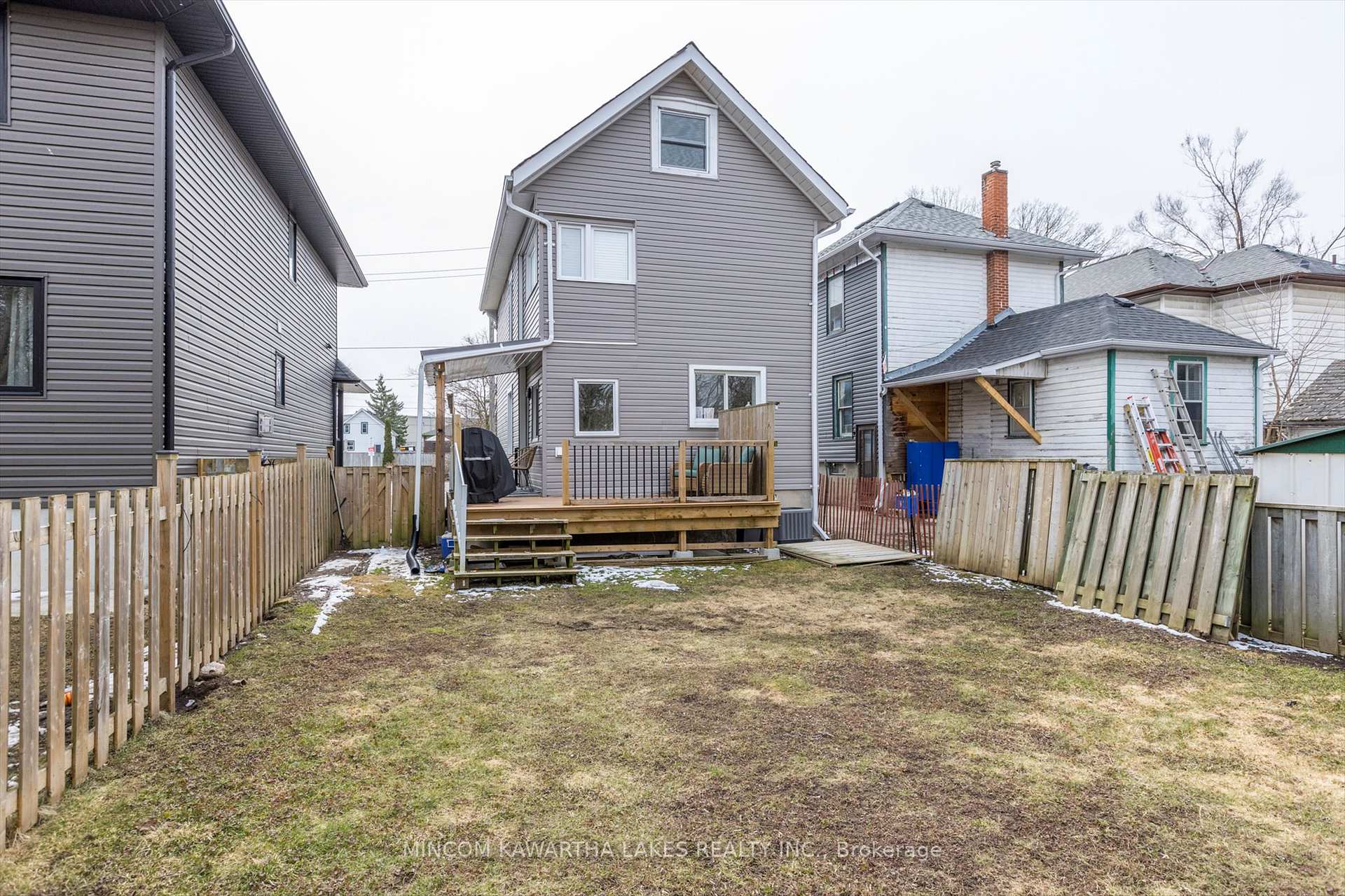 Photo 35 of 660 Romaine Street, Peterborough, Otonabee Ward 1 — HOMEH