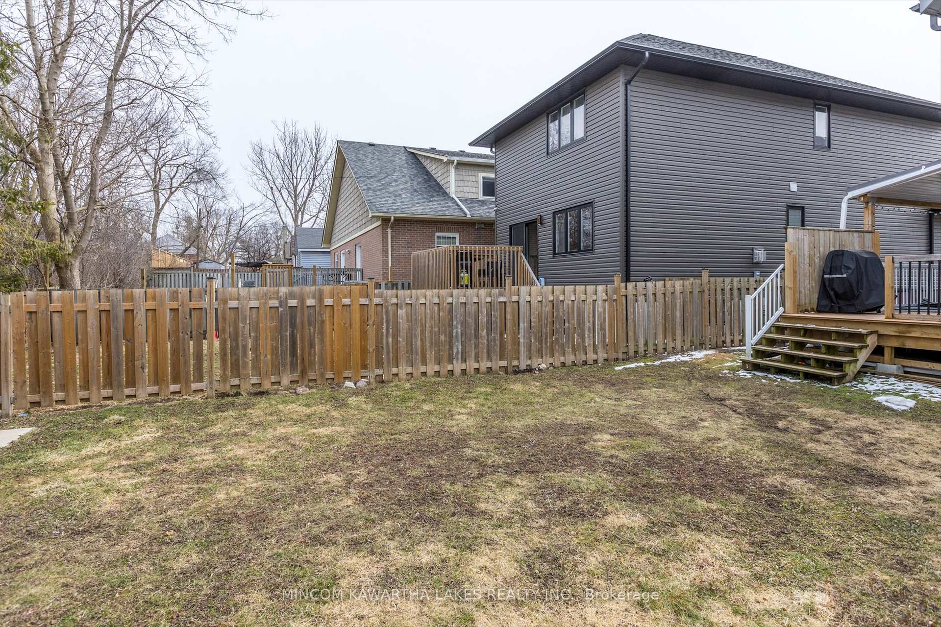 Photo 42 of 660 Romaine Street, Peterborough, Otonabee Ward 1 — HOMEH