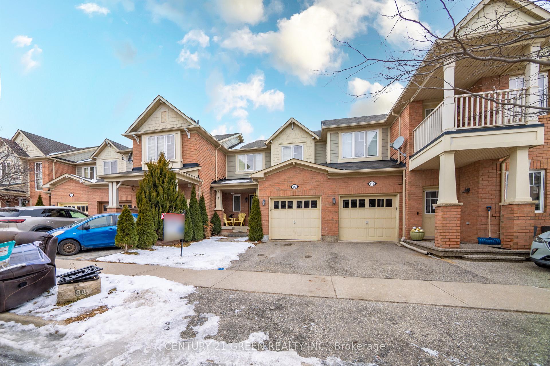 Photo 2 of 843 Gifford Crescent, Milton, Coates — HOMEH