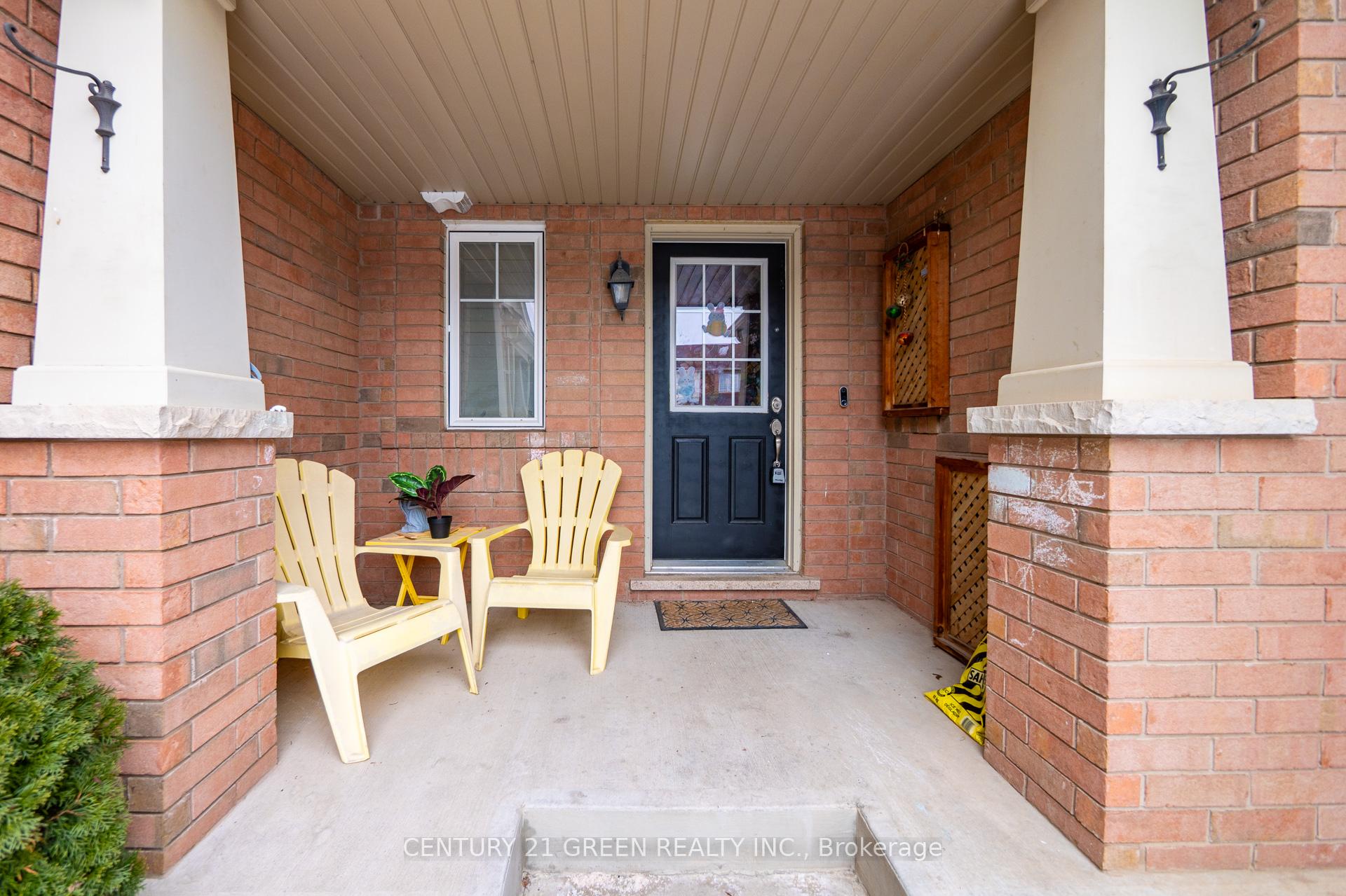 Photo 5 of 843 Gifford Crescent, Milton, Coates — HOMEH