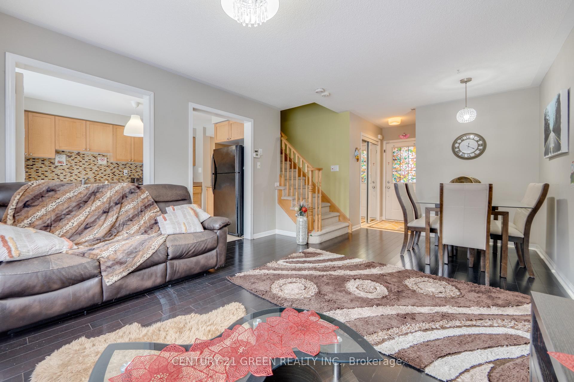 Photo 12 of 843 Gifford Crescent, Milton, Coates — HOMEH
