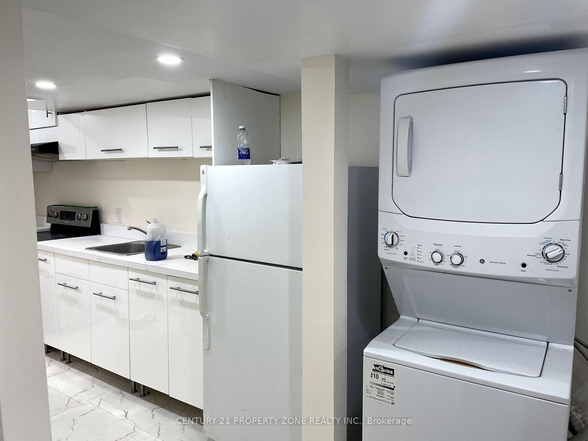 Photo 4 of 494 Kennedy Circle, Milton, Cobban — HOMEH