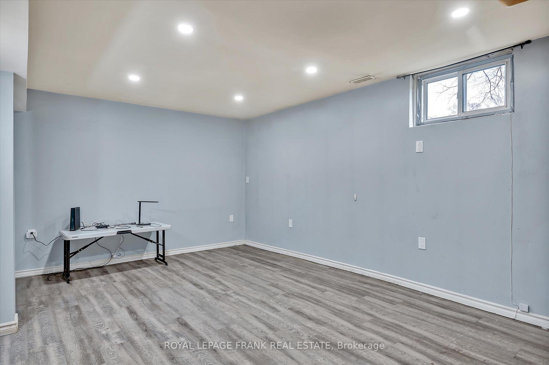 Photo 34 of 1270 Clonsilla Avenue, Peterborough, Town Ward 3 — HOMEH
