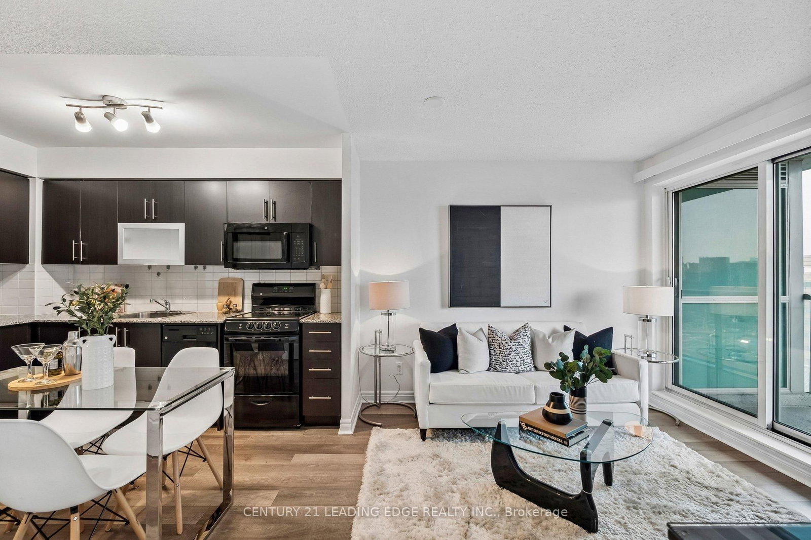 Front of Unit 1506, 50 Town Centre Crt