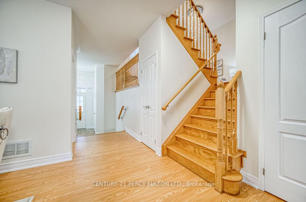 Photo 5 of 84 Galea Drive, Ajax, Central East — HOMEH