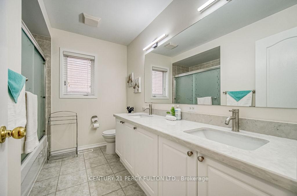Photo 33 of 84 Galea Drive, Ajax, Central East — HOMEH