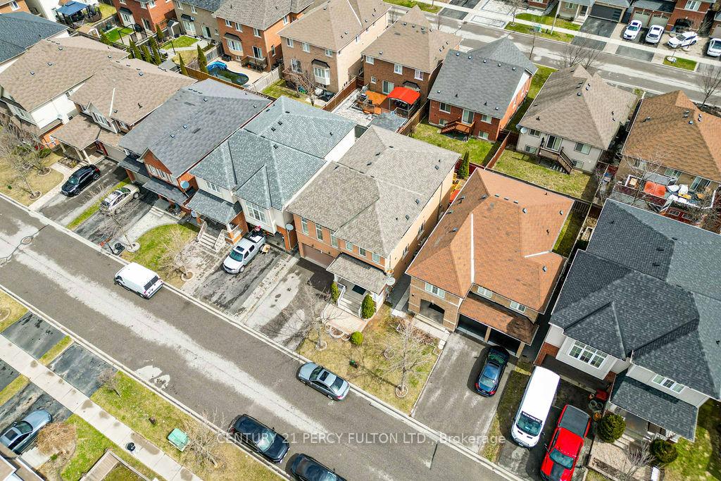 Photo 46 of 84 Galea Drive, Ajax, Central East — HOMEH