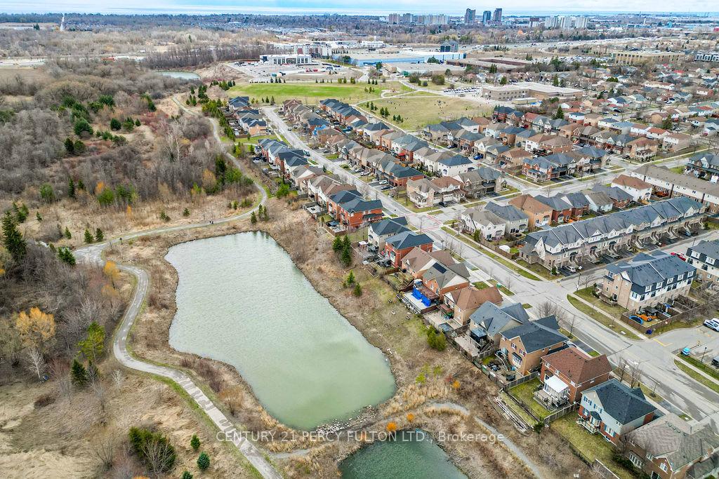 Photo 42 of 84 Galea Drive, Ajax, Central East — HOMEH