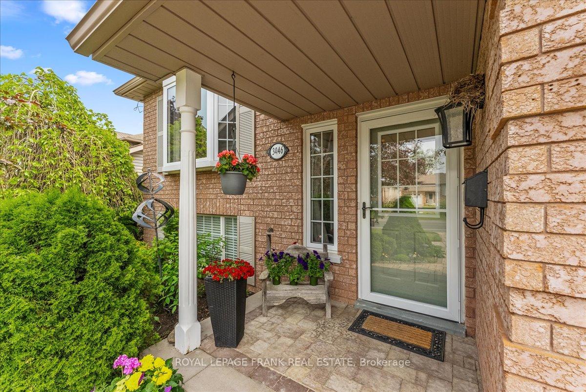 Photo 2 of 3046 Westridge Boulevard, Peterborough, Monaghan Ward 2 — HOMEH