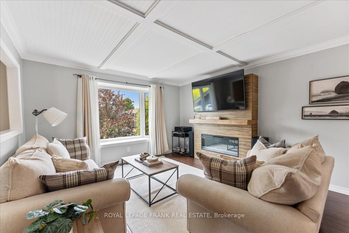 Photo 5 of 3046 Westridge Boulevard, Peterborough, Monaghan Ward 2 — HOMEH