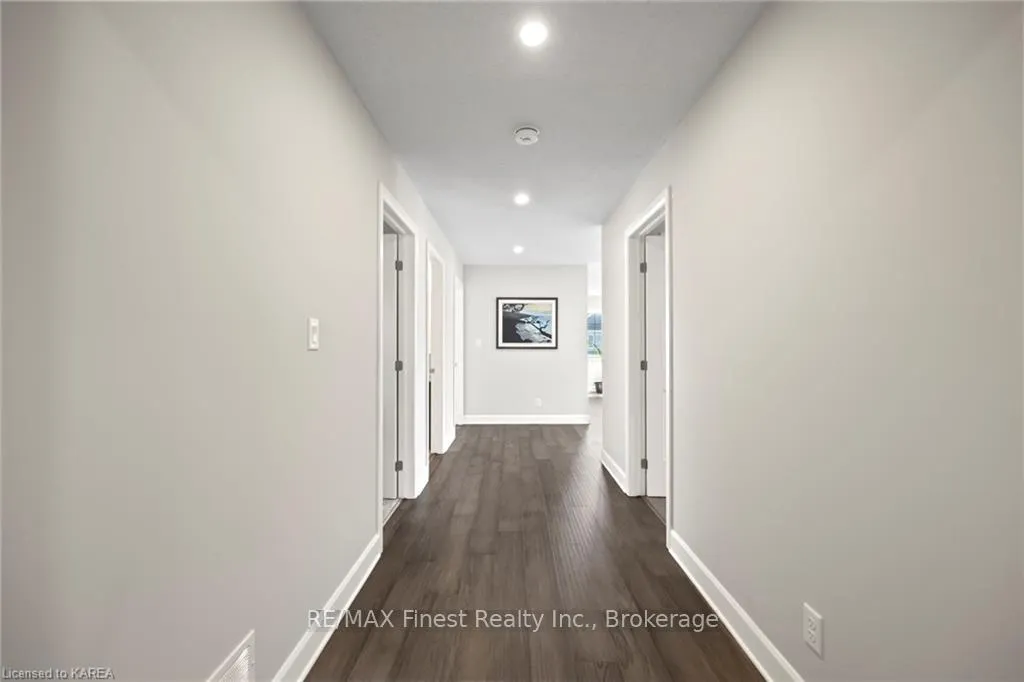Photo 10 of 815 Riverview Way, Kingston, Kingston East (Incl Barret Crt) — HOMEH
