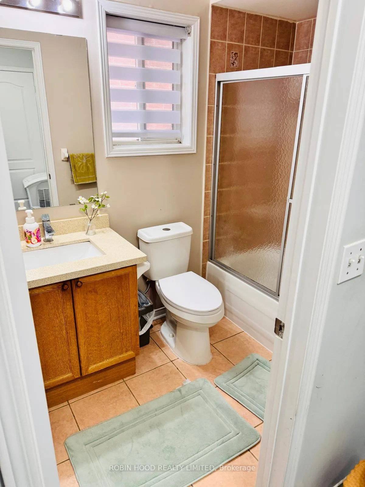 Photo 9 of Unit Main, 74 Pennyroyal Crescent, Brampton, Bramalea North Industrial — HOMEH