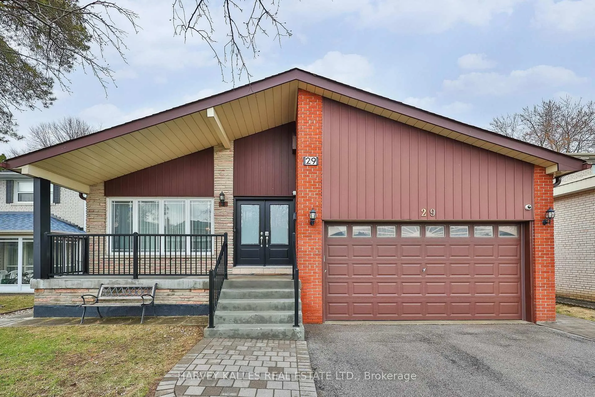 Front of 29 Rockland Drive