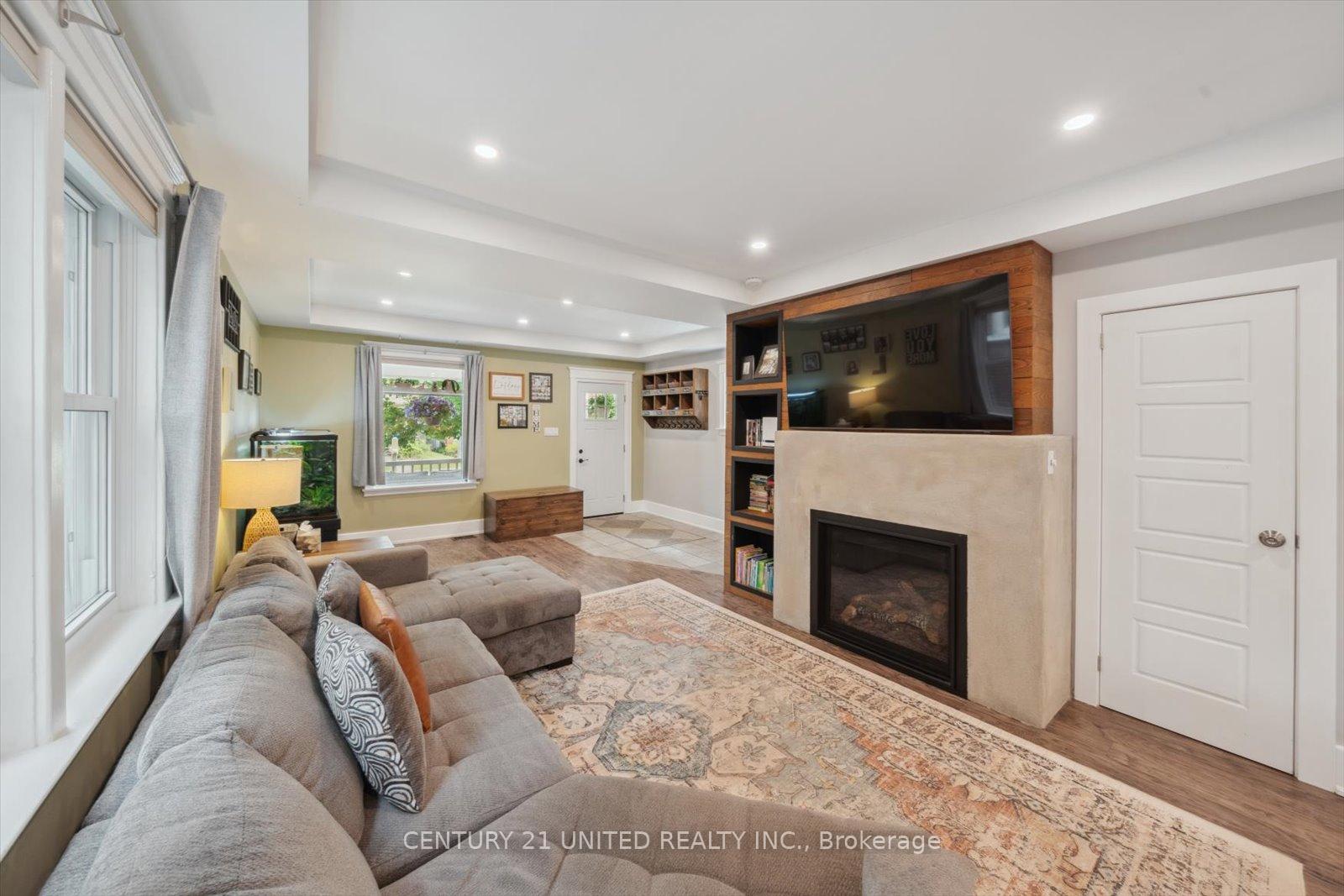 Photo 11 of 280 Prince Street, Peterborough, Town Ward 3 — HOMEH