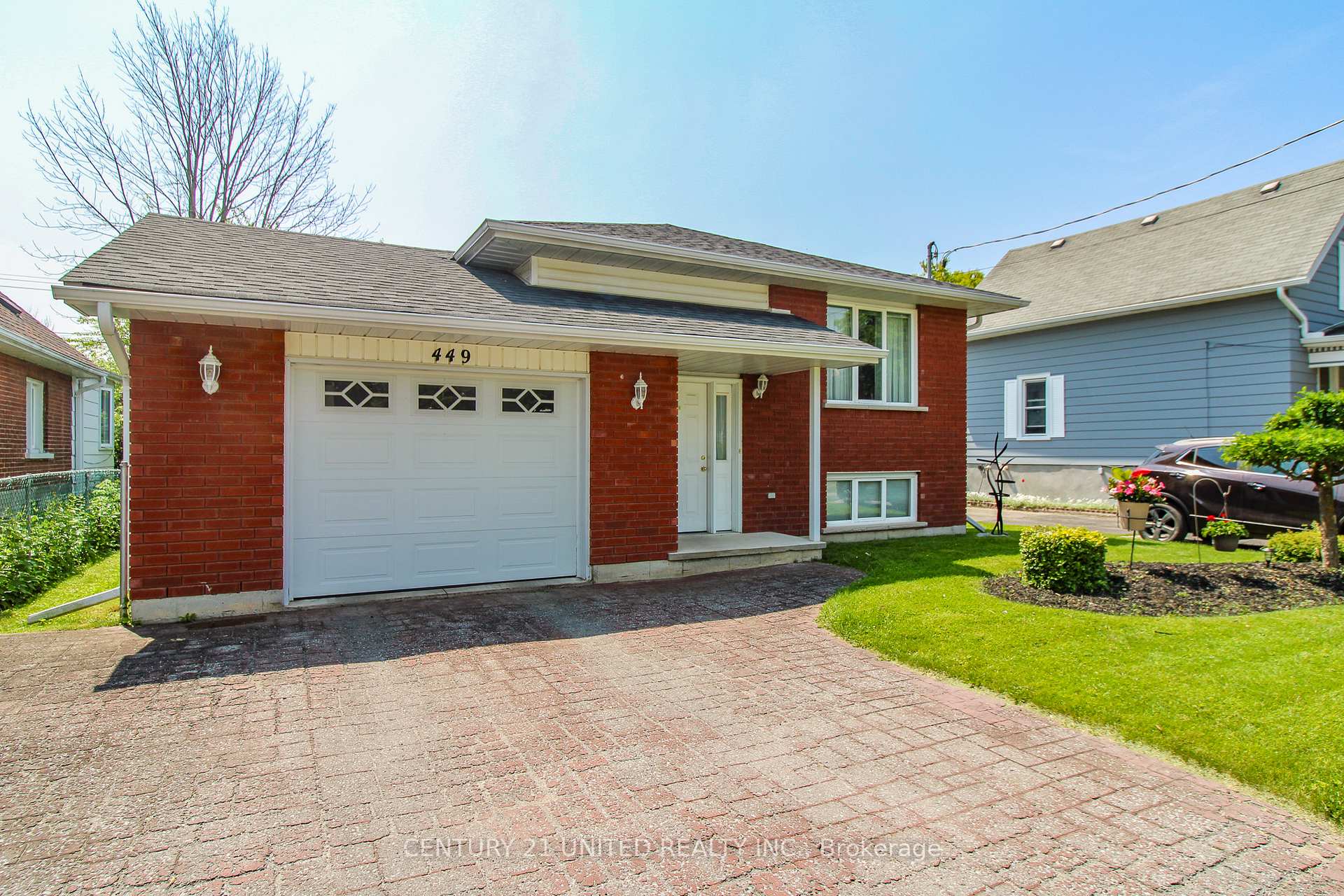 Photo 3 of 449 King George Street, Peterborough, Otonabee Ward 1 — HOMEH