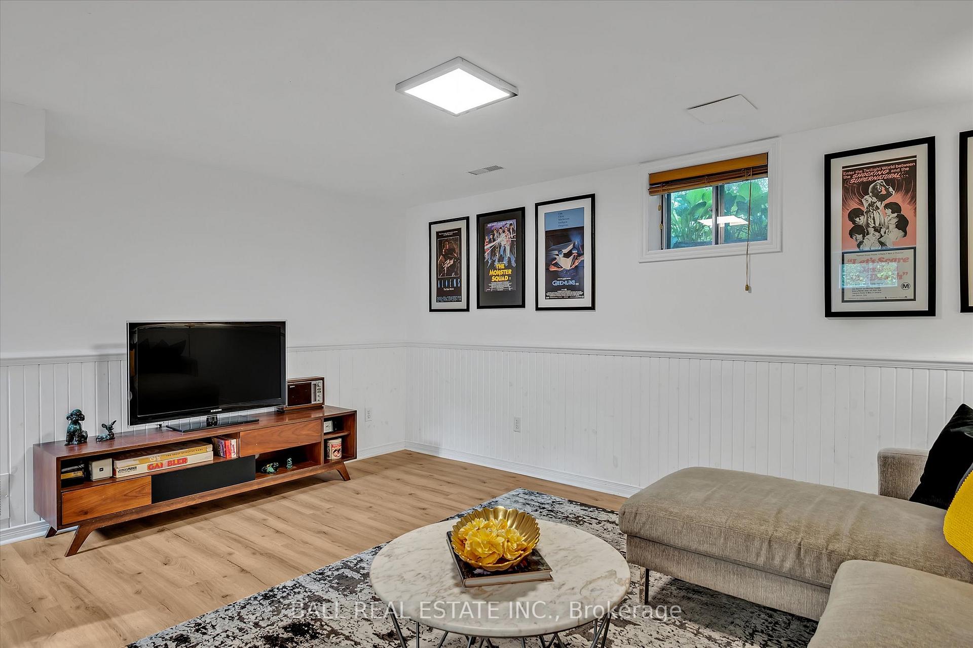 Photo 36 of 343 Euclid Avenue, Peterborough, Ashburnham Ward 4 — HOMEH