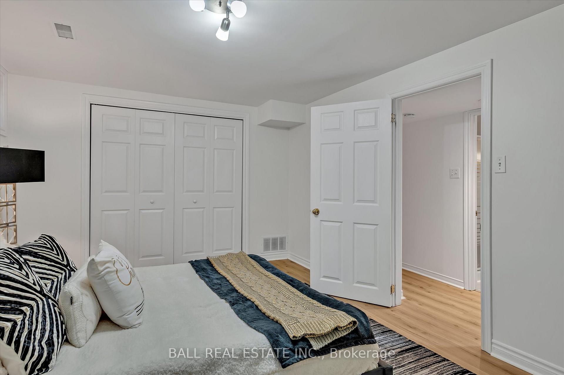 Photo 40 of 343 Euclid Avenue, Peterborough, Ashburnham Ward 4 — HOMEH