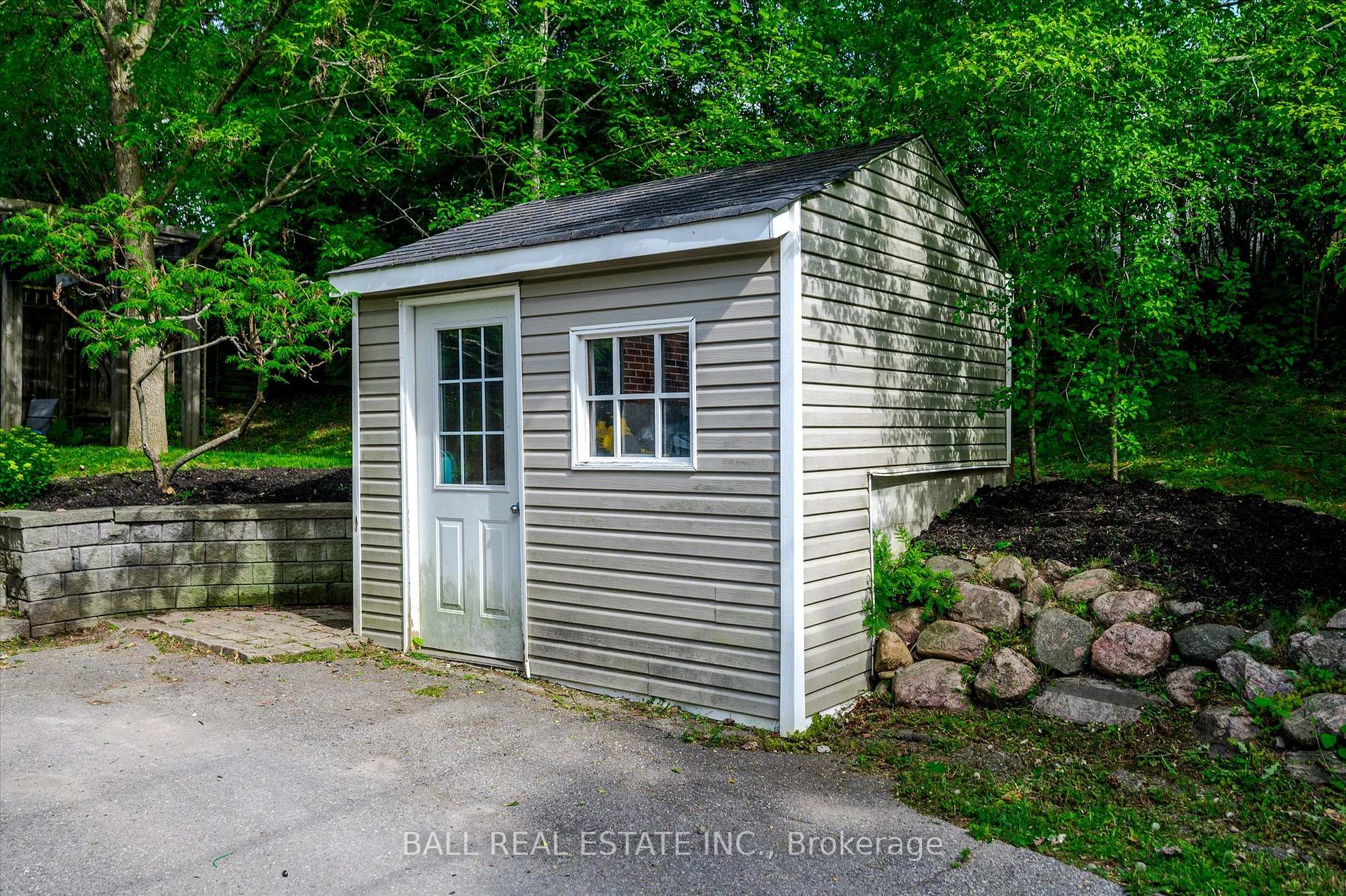 Photo 44 of 343 Euclid Avenue, Peterborough, Ashburnham Ward 4 — HOMEH