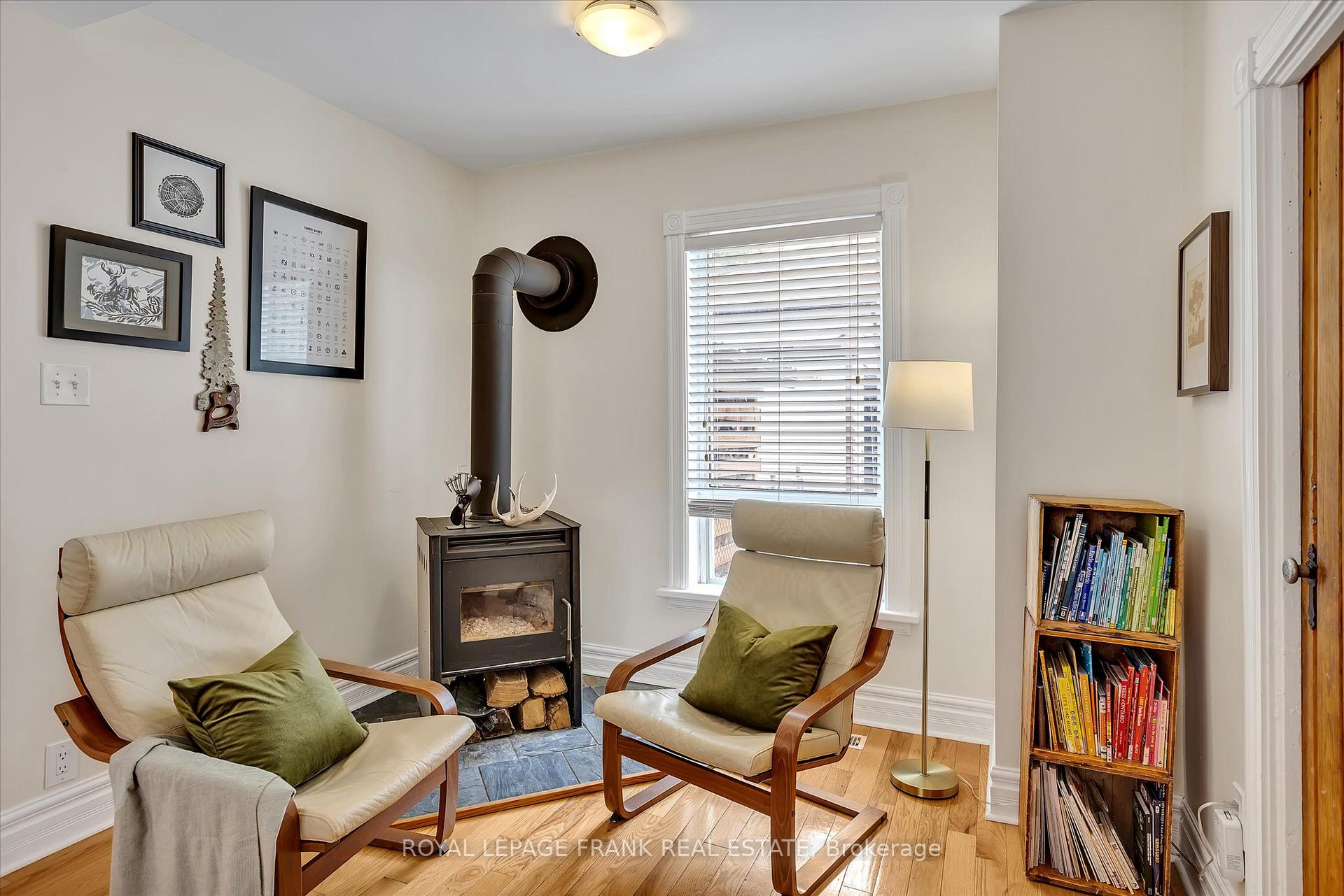 Photo 11 of 224 Munroe Avenue, Peterborough, Ashburnham Ward 4 — HOMEH