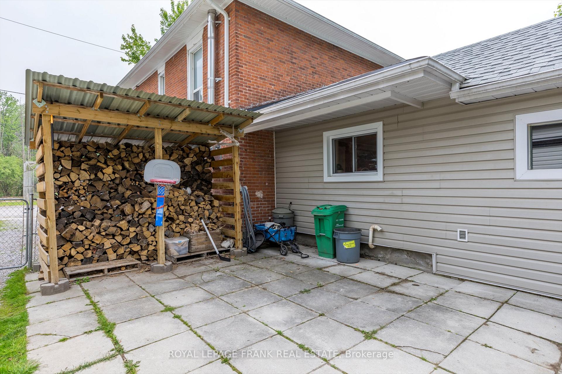 Photo 37 of 224 Munroe Avenue, Peterborough, Ashburnham Ward 4 — HOMEH