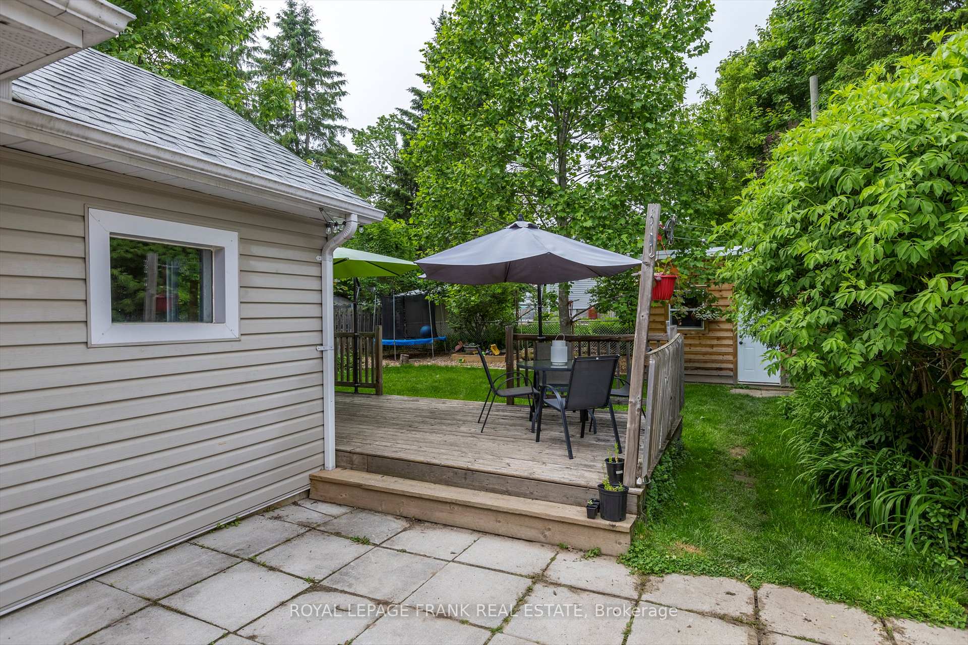 Photo 38 of 224 Munroe Avenue, Peterborough, Ashburnham Ward 4 — HOMEH