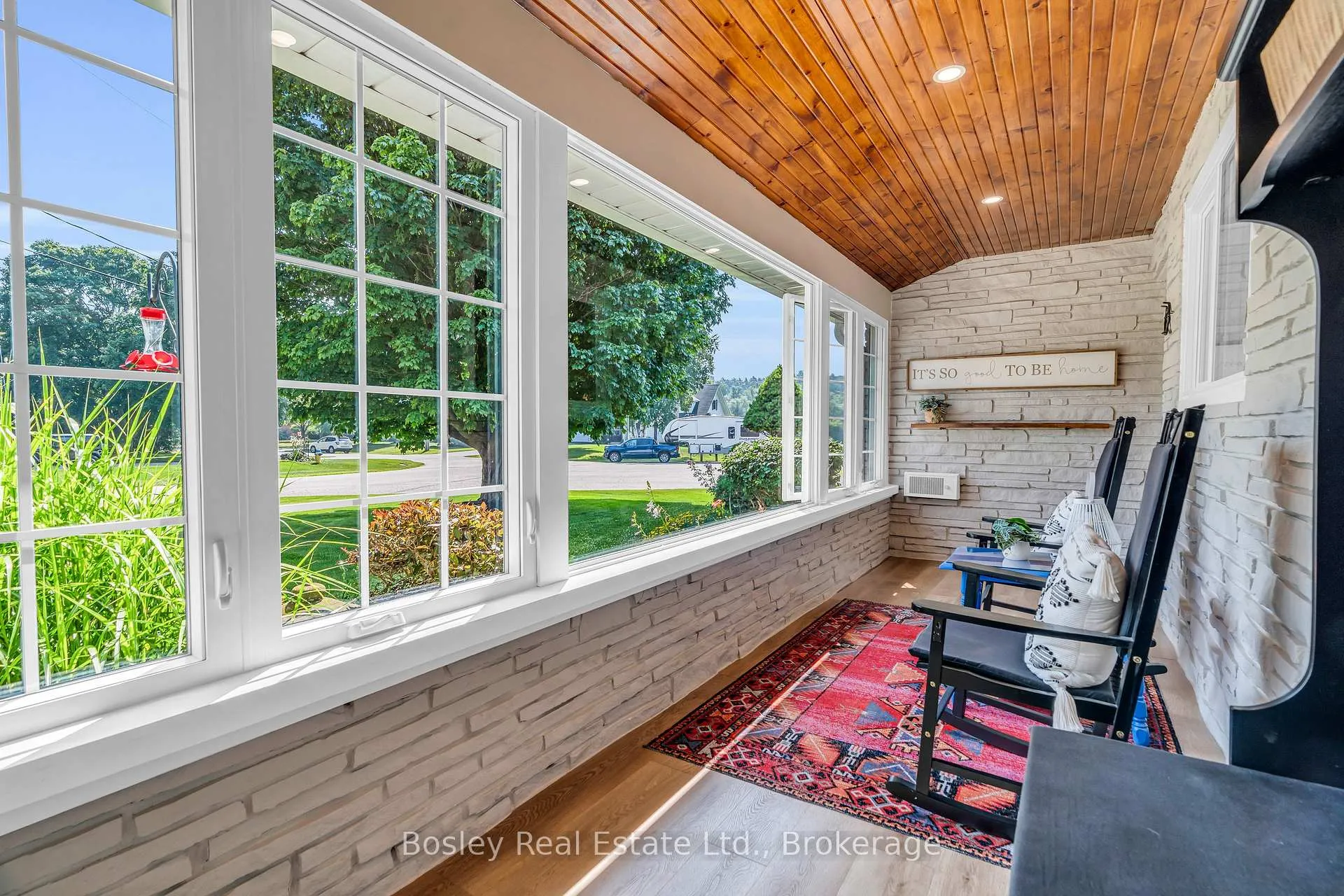 Photo 18 of 4 Colonial Drive, North Dumfries — HOMEH