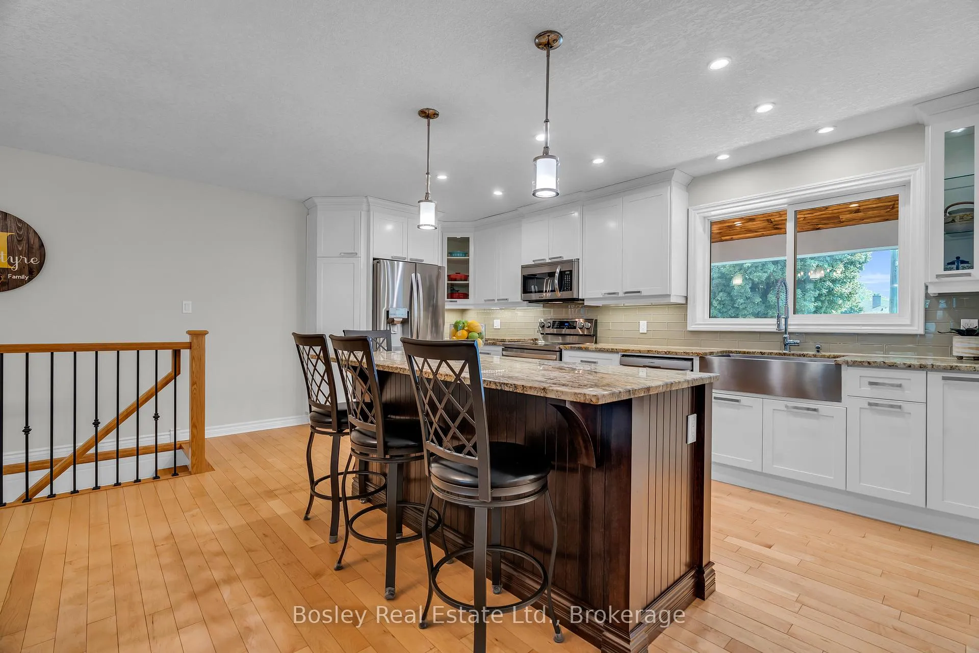 Photo 19 of 4 Colonial Drive, North Dumfries — HOMEH