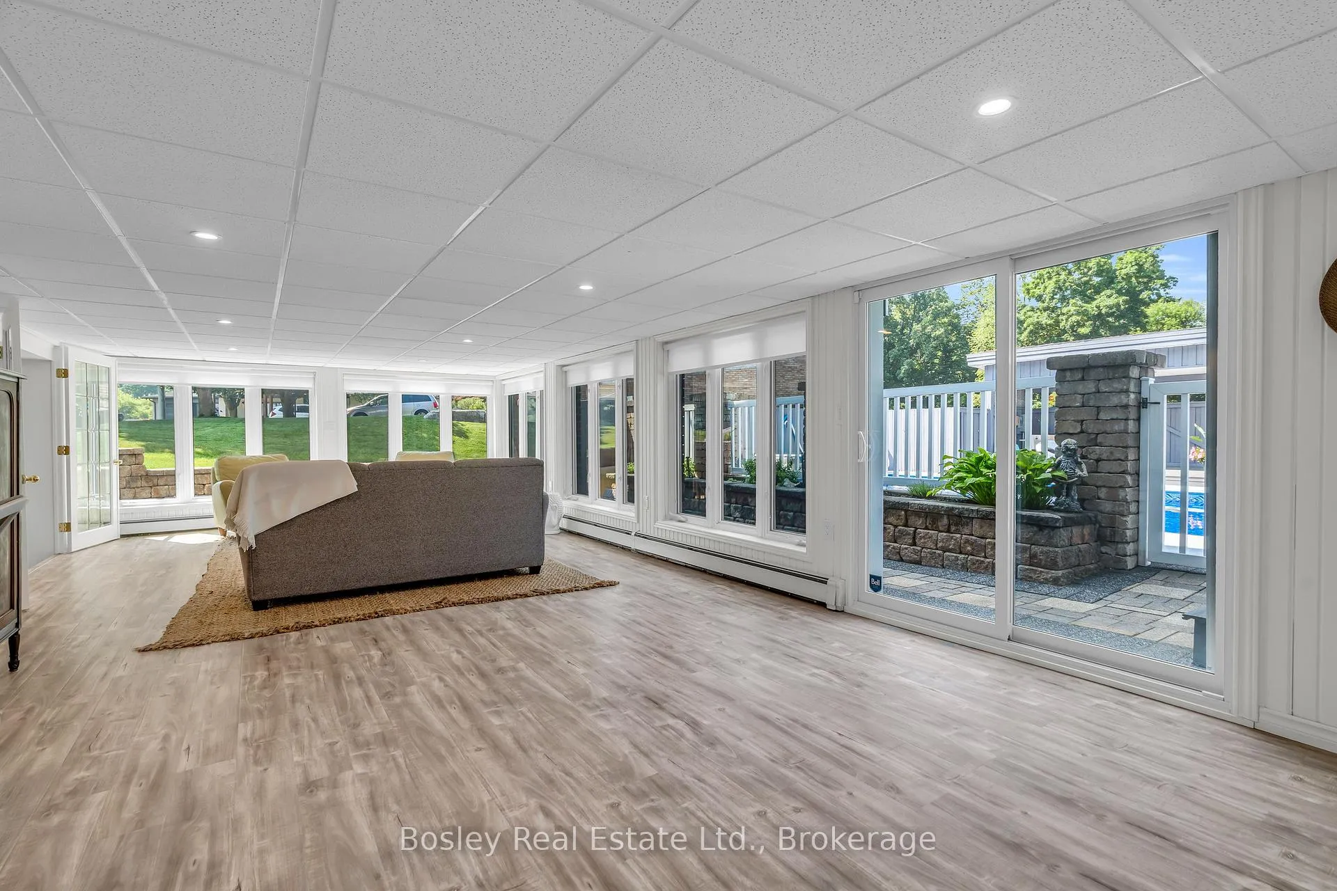 Photo 37 of 4 Colonial Drive, North Dumfries — HOMEH