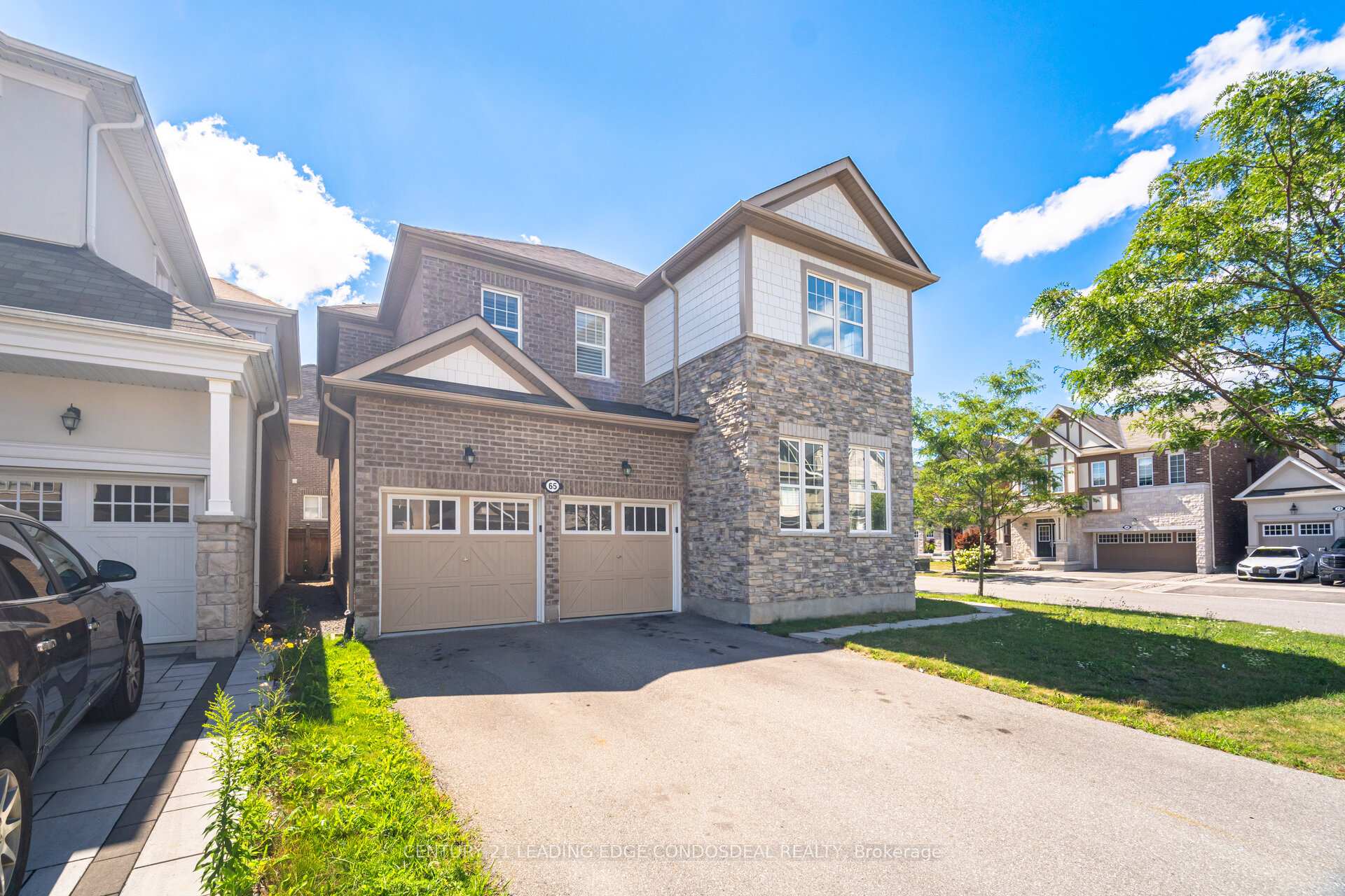 Photo 3 of 65 Novan Crescent, Aurora, Rural Aurora — HOMEH