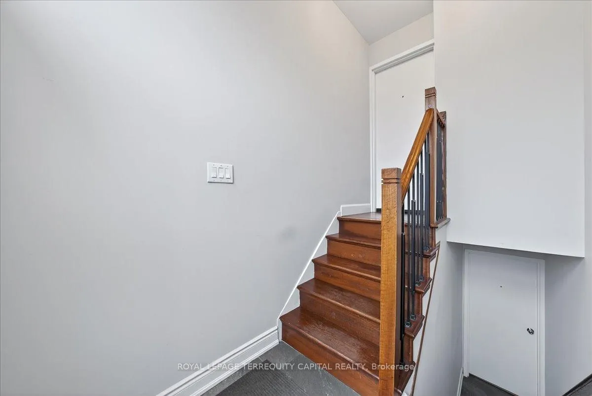 Photo 6 of 44 Ward Drive, Barrie, Painswick North — HOMEH