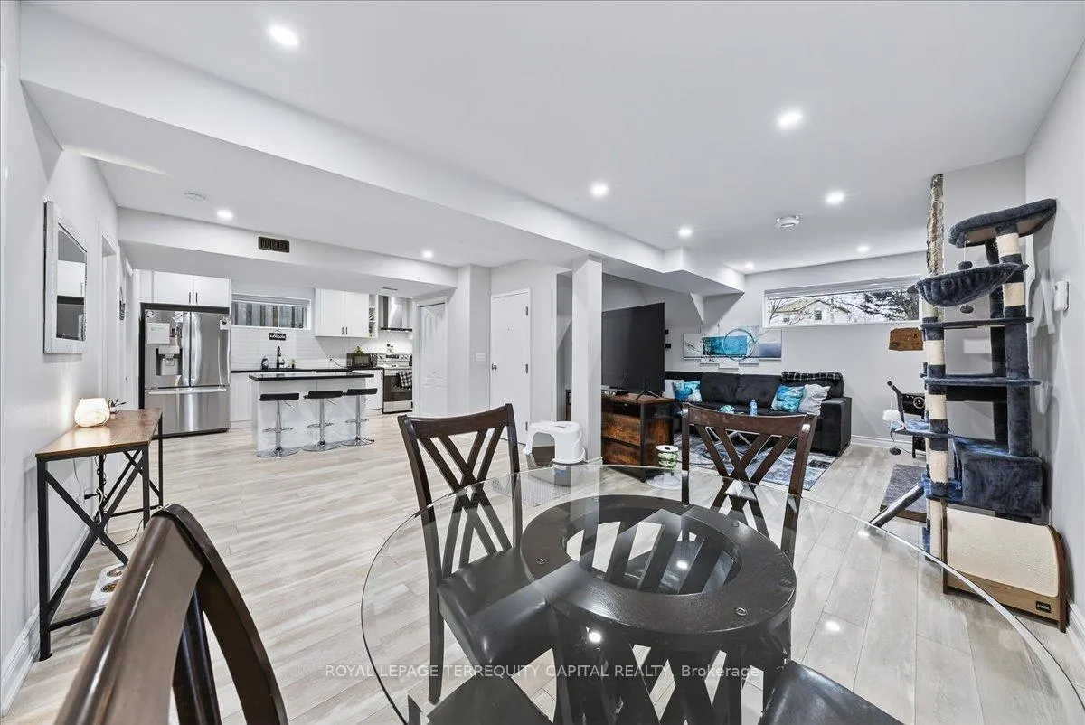 Photo 32 of 44 Ward Drive, Barrie, Painswick North — HOMEH
