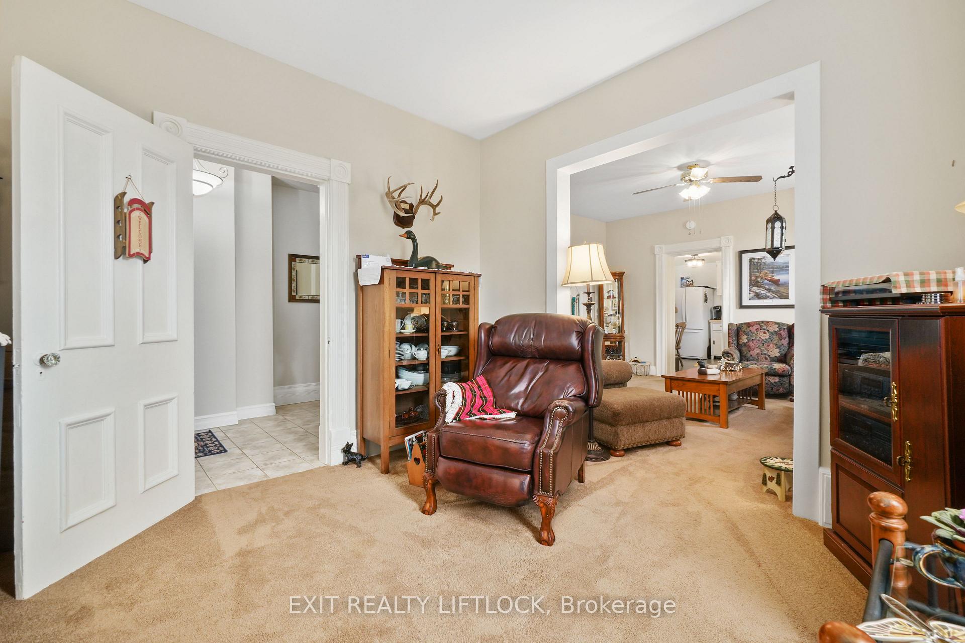 Photo 9 of 218 Lee Street, Peterborough, Northcrest Ward 5 — HOMEH