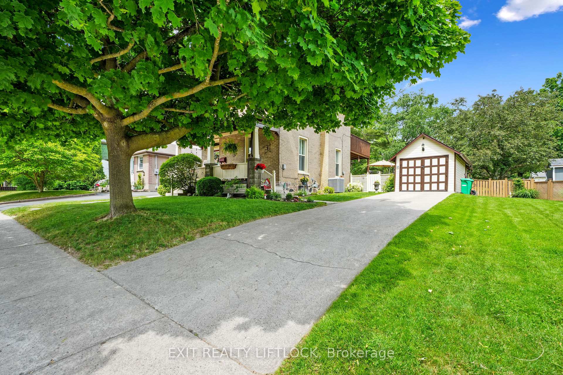 Photo 30 of 218 Lee Street, Peterborough, Northcrest Ward 5 — HOMEH