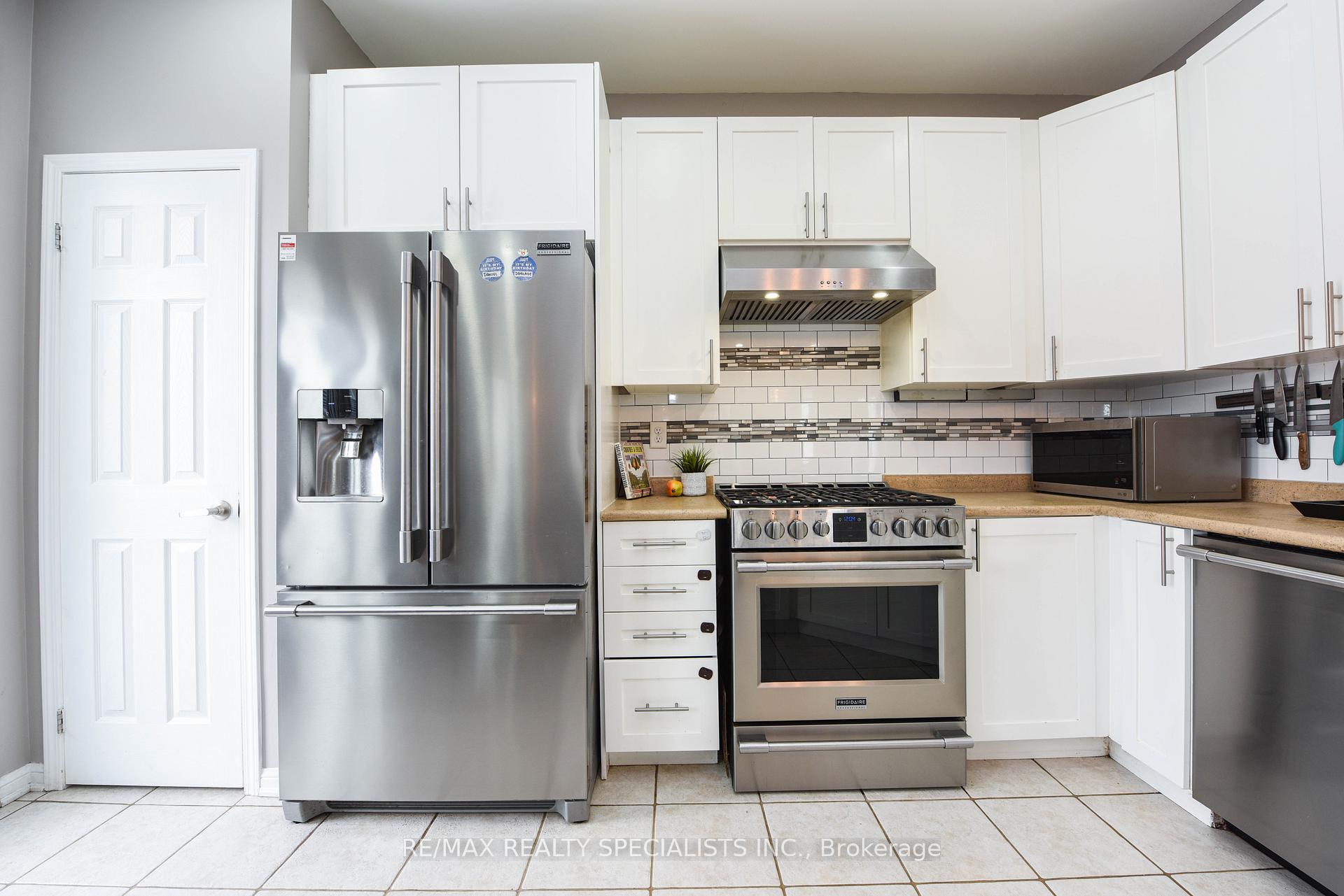Photo 10 of 463 Dymott Avenue, Milton, Harrison — HOMEH