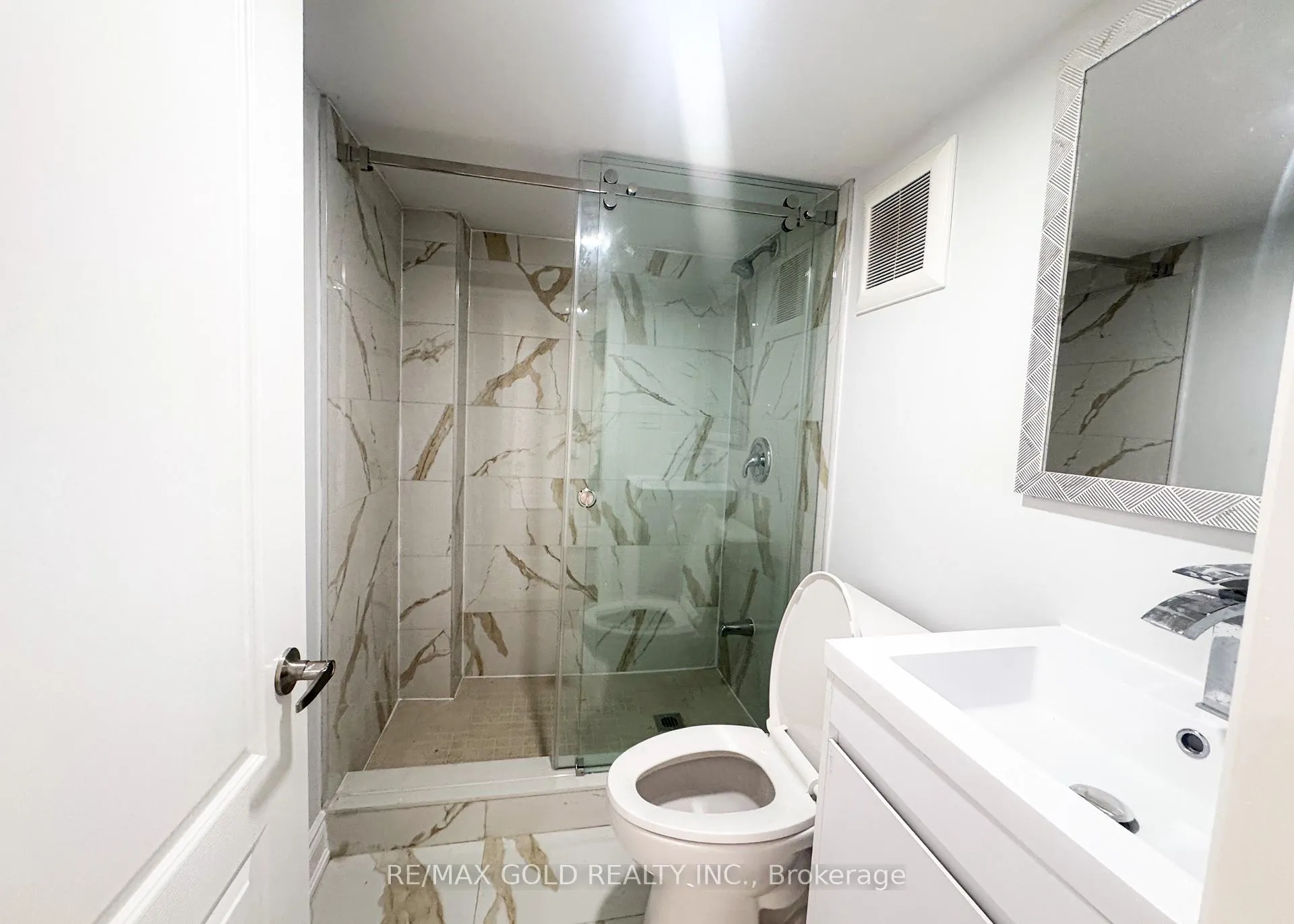 Photo 7 of Unit Basement, 9 Hybrid Street, Brampton, Northwest Sandalwood Parkway — HOMEH