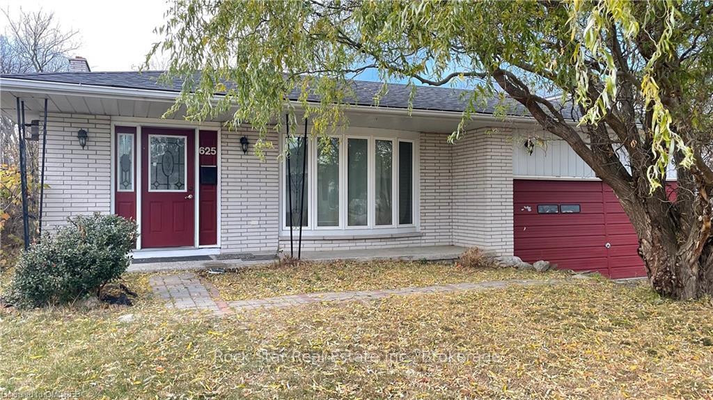 Photo 1 of 625 Pimlico Place, Kingston, South of Taylor-Kidd Blvd — HOMEH