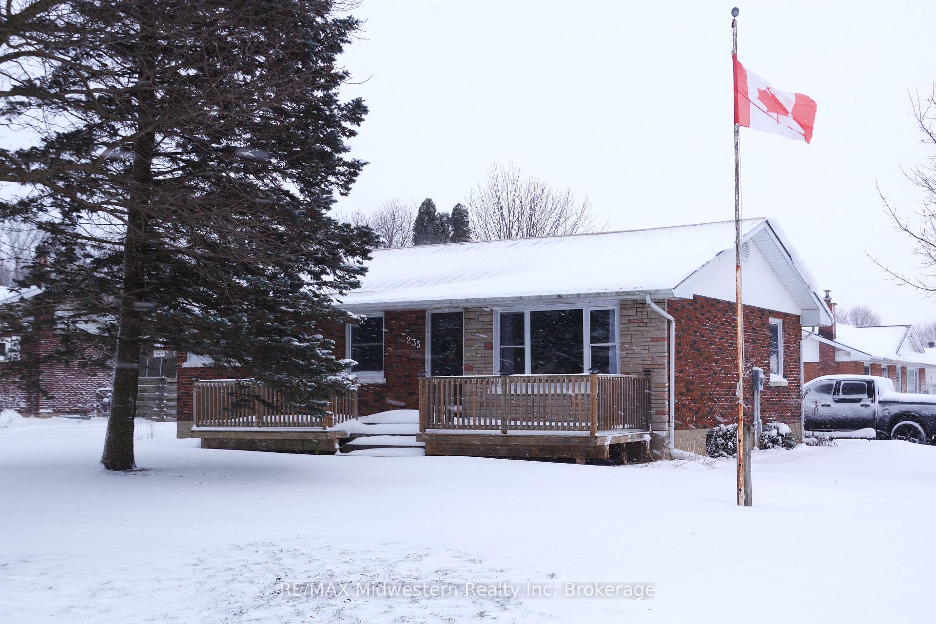 Front of 235 1st Avenue N