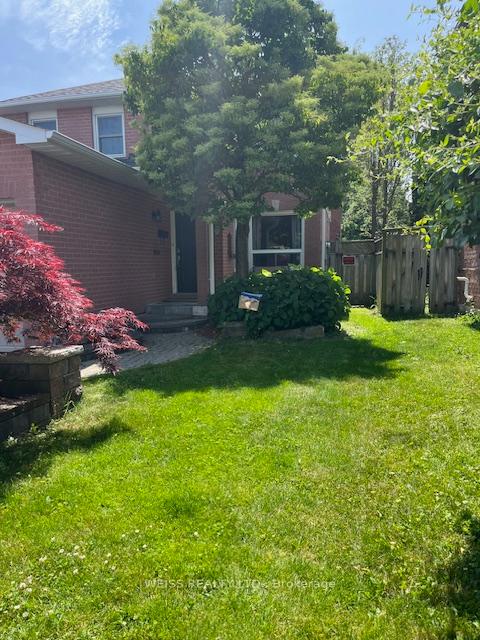 Photo 11 of 43 Walker Crescent, Ajax, South West — HOMEH