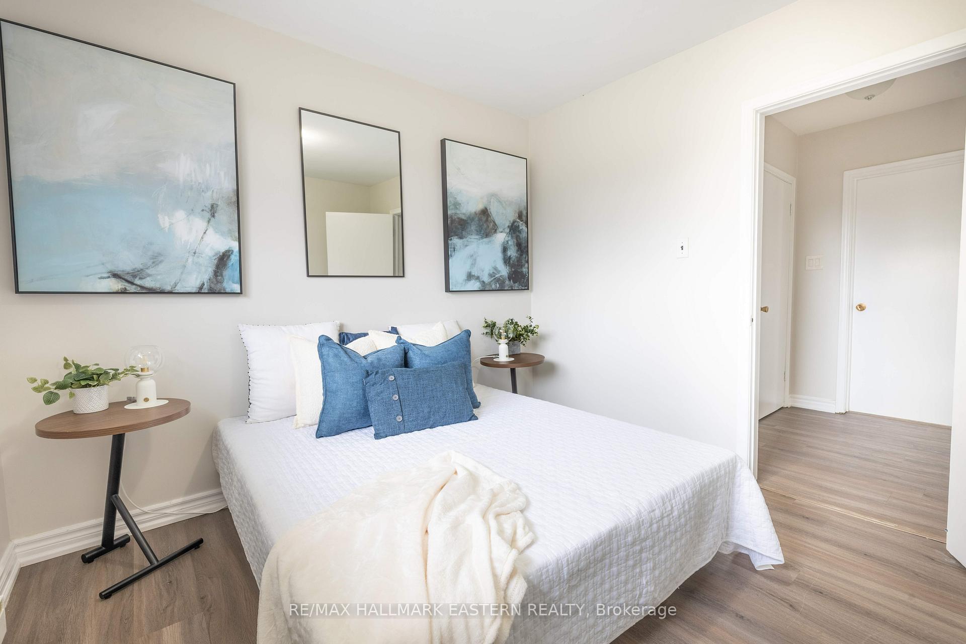 Photo 18 of 204 Hillview Drive, Peterborough, Northcrest Ward 5 — HOMEH