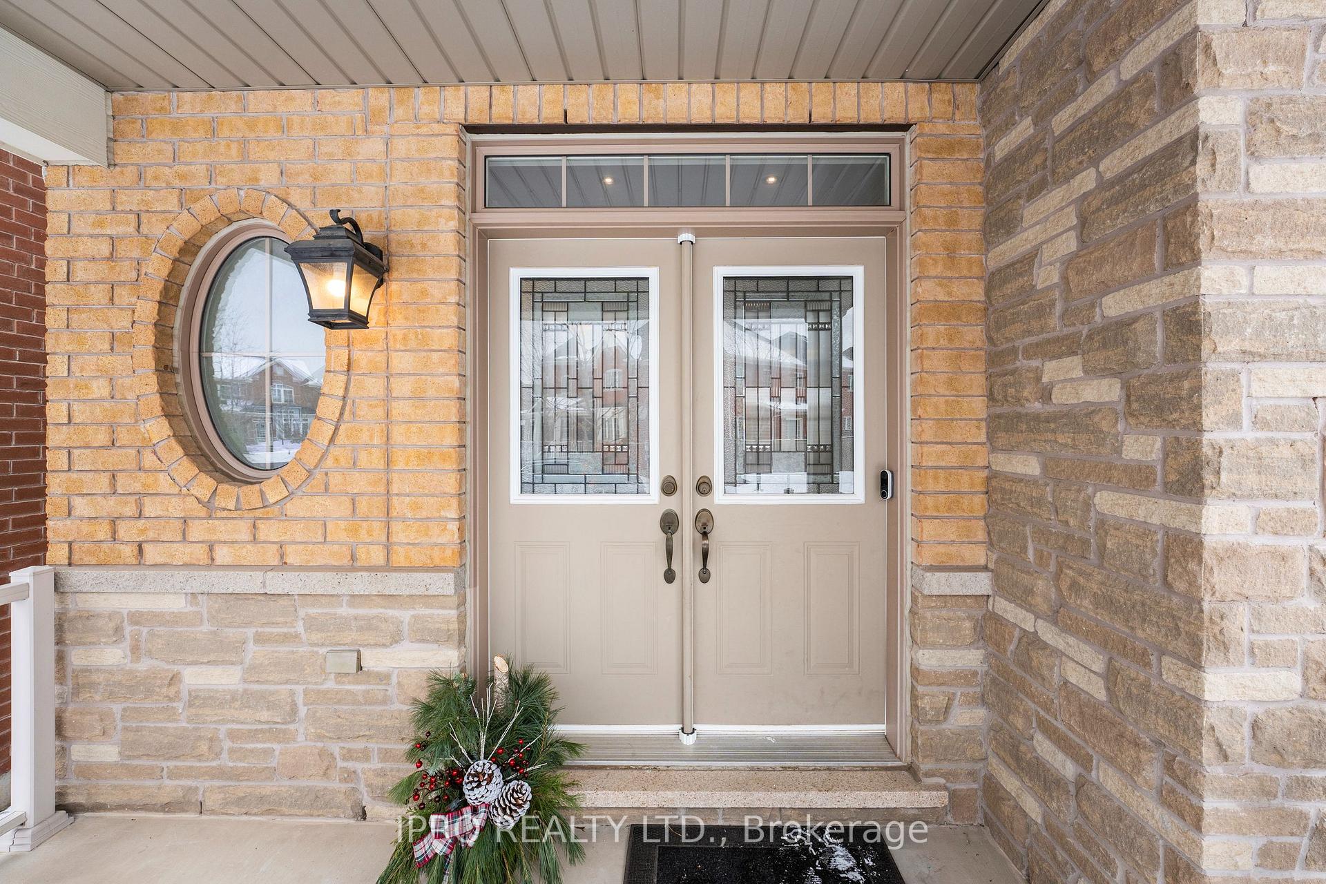 Photo 4 of 315 Malboeuf Court, Milton, Scott — HOMEH