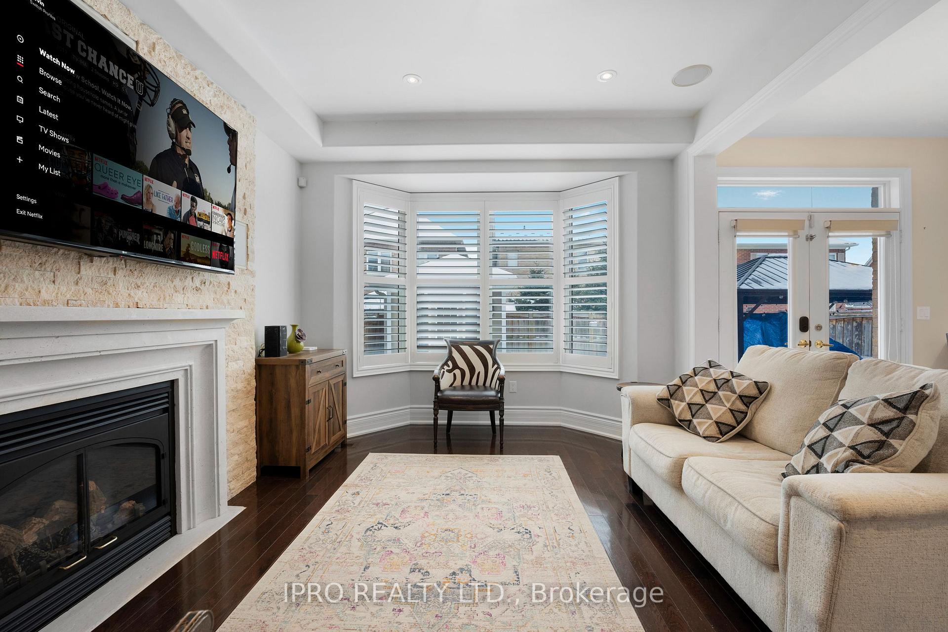 Photo 8 of 315 Malboeuf Court, Milton, Scott — HOMEH