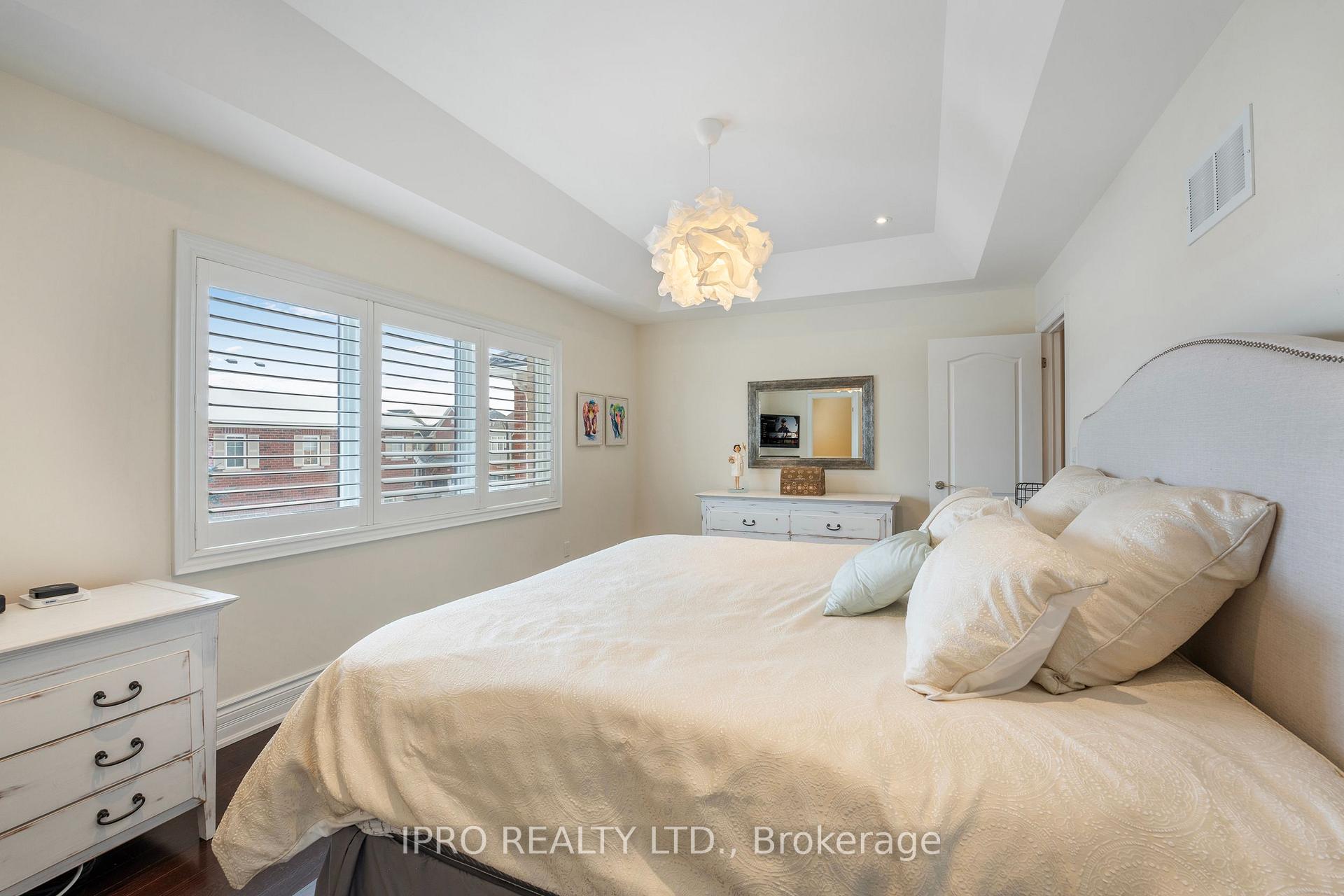 Photo 21 of 315 Malboeuf Court, Milton, Scott — HOMEH