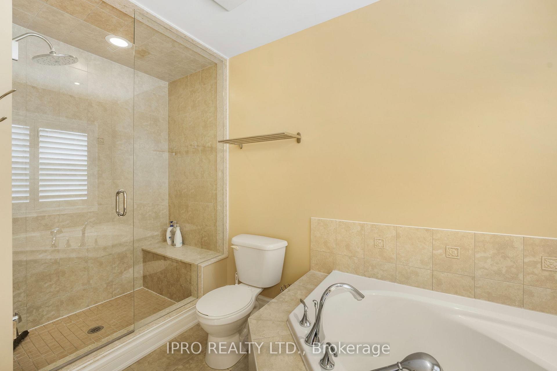 Photo 24 of 315 Malboeuf Court, Milton, Scott — HOMEH